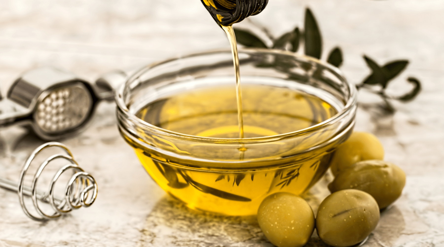 A Guide to Choosing the Healthiest Cooking Oils for Your Kitchen