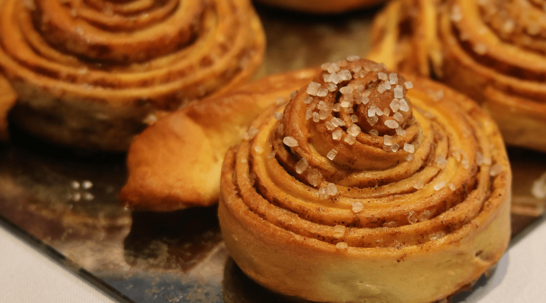 How to Use Sugar Alternatives for Baking (Without Ruining the Recipe)