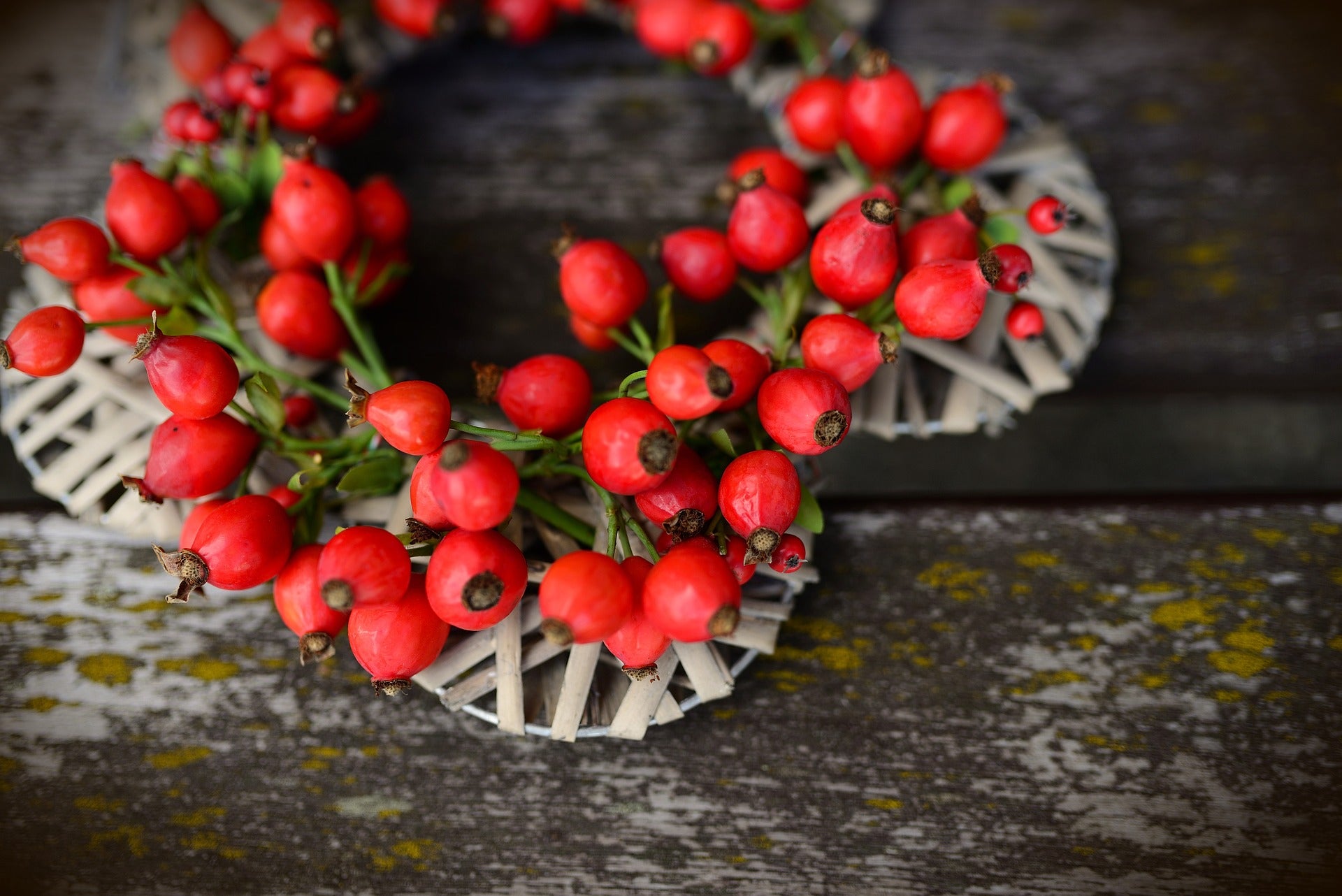 Rosehips Seedless, Cut, Sifted, Herbs - Country Life Natural Foods